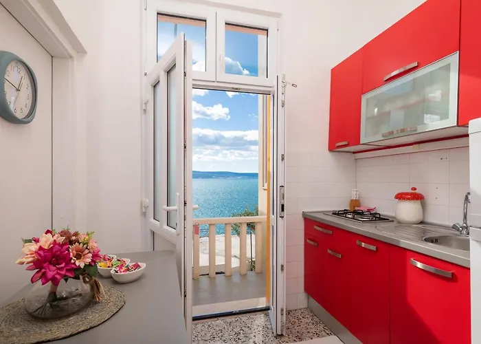 House Lemonade Jesenice (Split-Dalmatia)