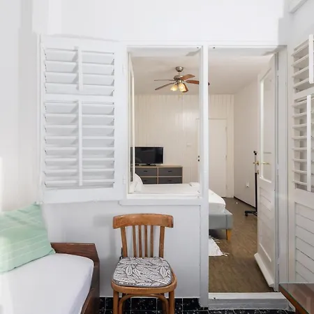 House Lemonade * 예세니체